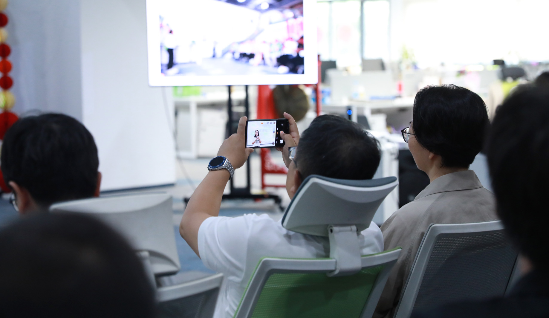 20251028071448_84131